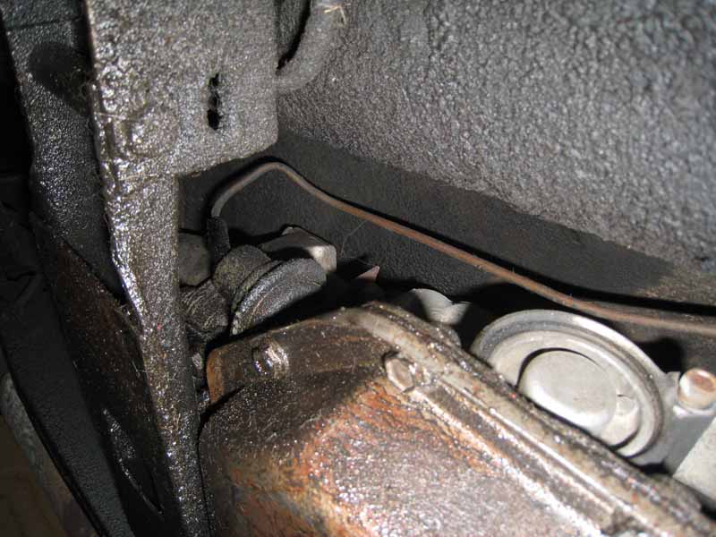 Top holes or bottom holes for trans crossmember - Chevy Message Forum ...